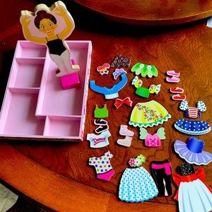 Melissa & Doug, Magnetic Dress-Up, Nina Ballerina